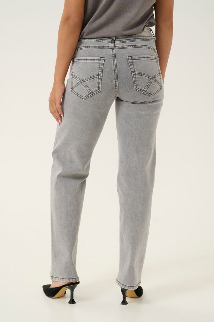 CRLone Straight Leg Jeans - Coco Fit