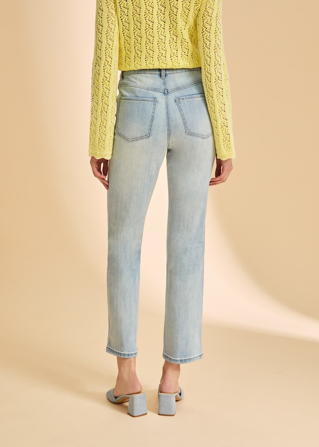 Suzanne Straight Leg