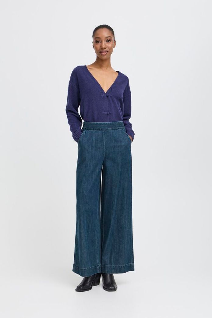 Aubery Pull on Jean