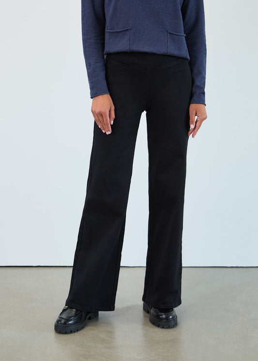 Pull-On Wide Leg Jean