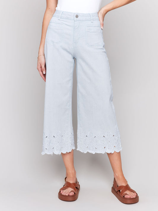 Striped Wide Leg Cropped Pants With Scallop Embroidered Hem