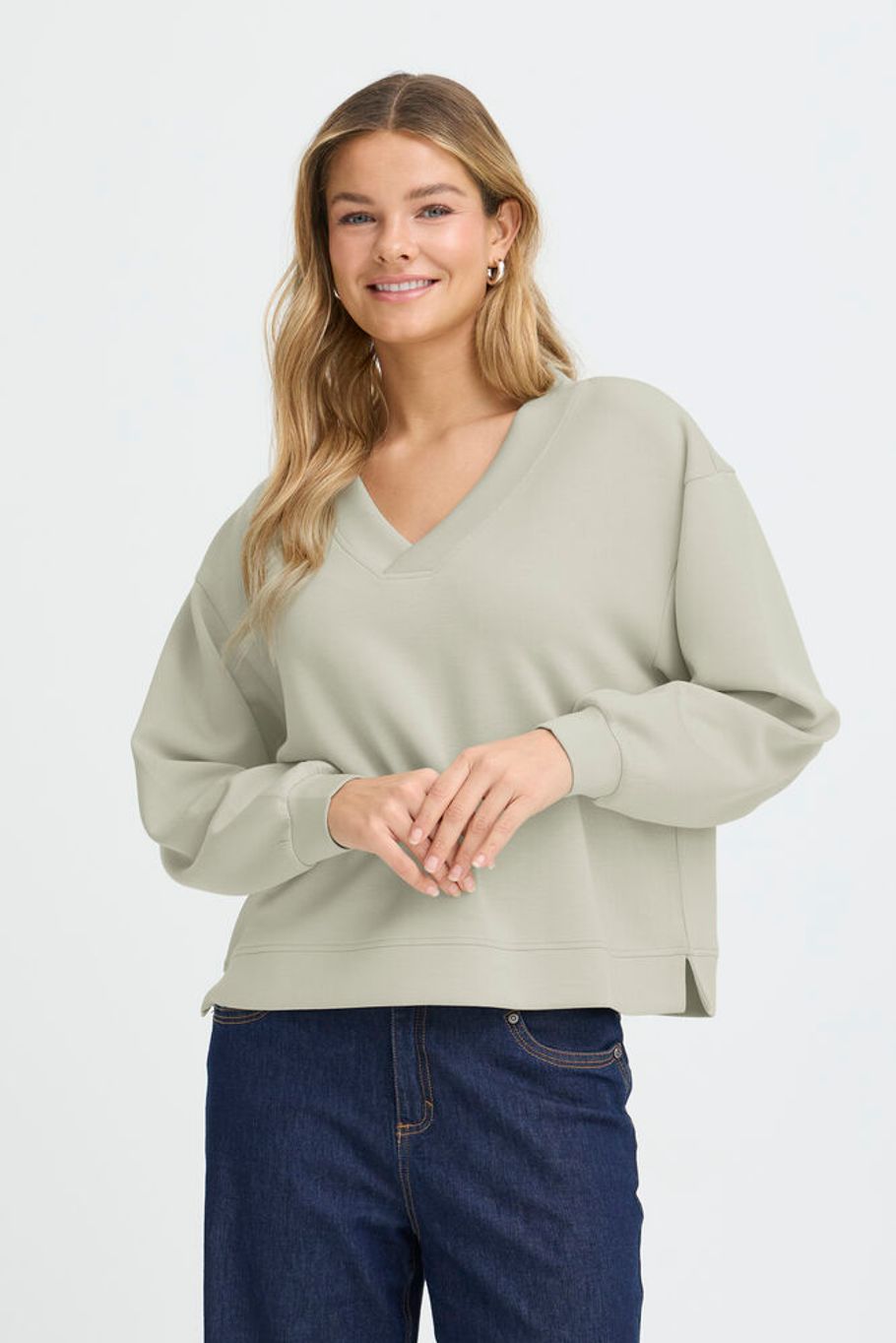 Fraurora Sweater