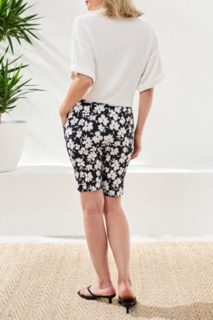 Printed Benglaine Pull On Short With Back Pocket