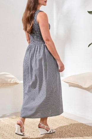 Sleeveless Dress. With Ruching Detail