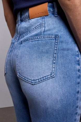 Sophia Curvy Straight 90's Denim