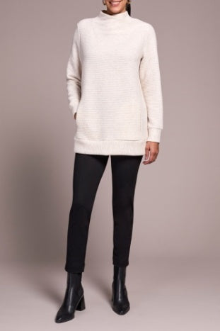 Long Sleeve Tunic Sweater With Pockets