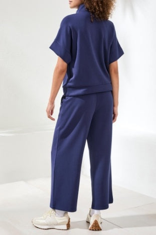 Techno Lux Short Sleeve Mock Neck Top With Zip
