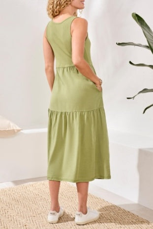 Sleeveless Boat Neck Maxi Dress